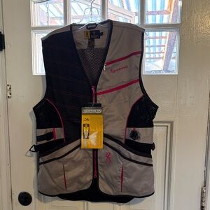 Browning Women's Ace shooting vest